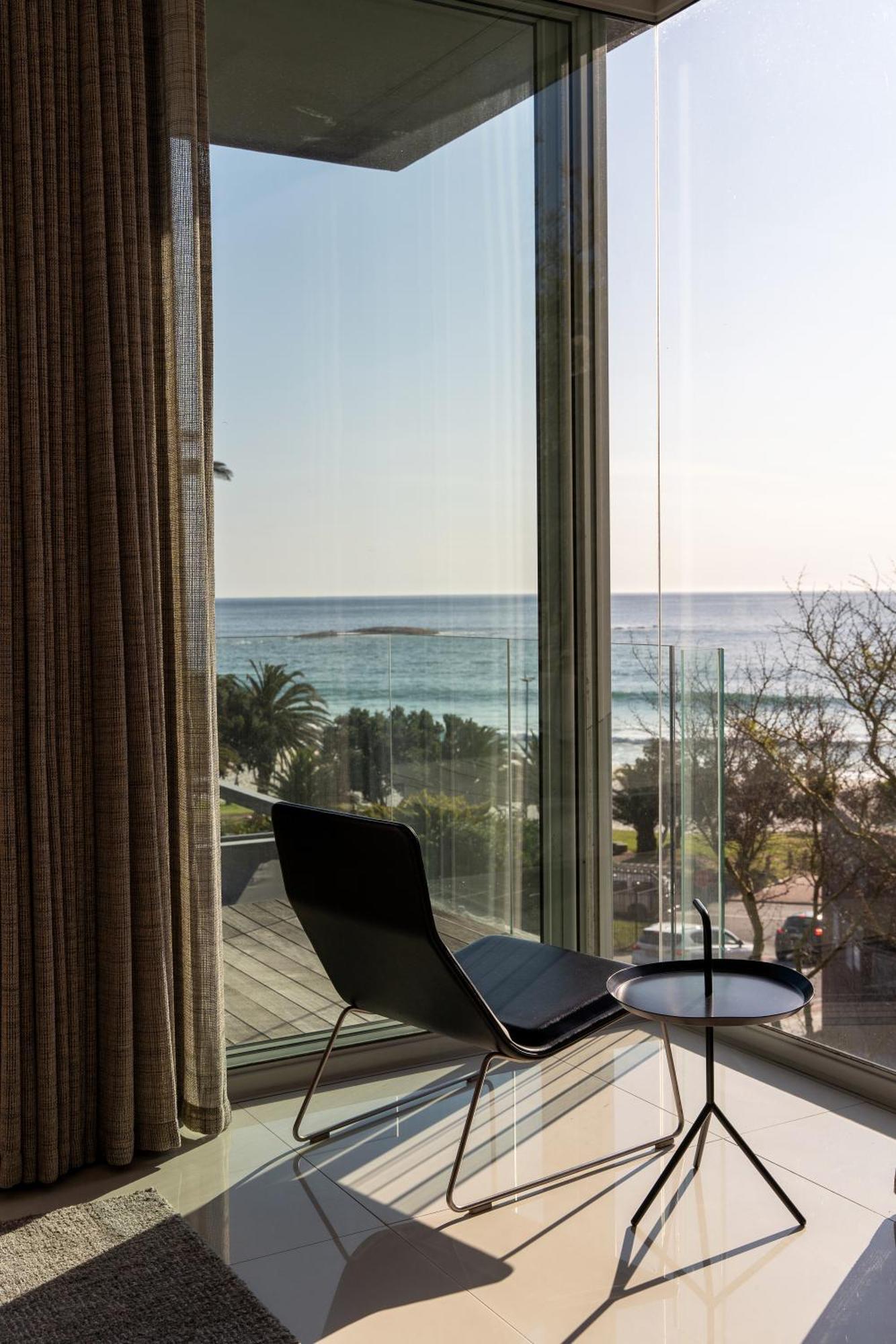 Hotel Pod Camps Bay By The Oyster Collection Kapstadt